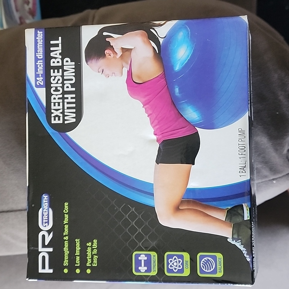 Pro Strength Exercise Ball with pump NWT